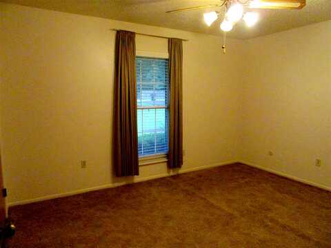 Avalon, BEAUMONT, TX 77707