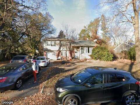 17Th, HUNTINGTON STATION, NY 11746