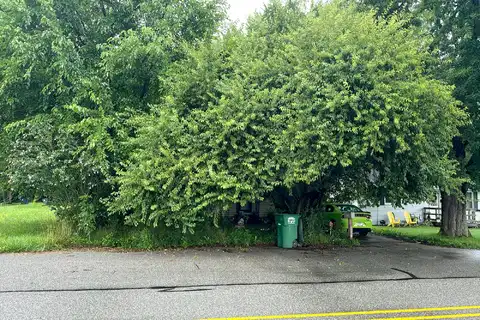 Parke, LAKE STATION, IN 46405