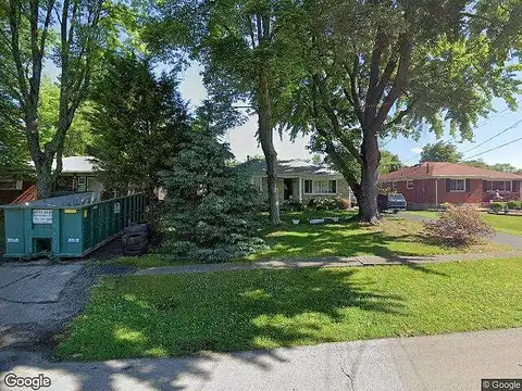 Amboy, LOUISVILLE, KY 40216