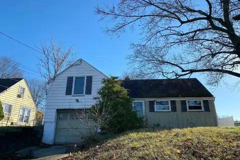 Lincoln, MASSILLON, OH 44647