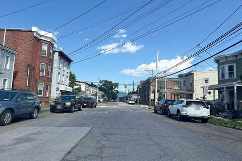 1St, NEWBURGH, NY 12550