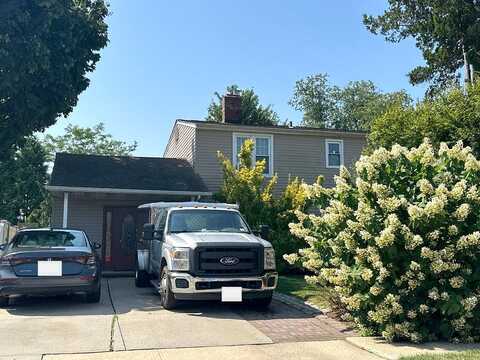 Bond, HICKSVILLE, NY 11801