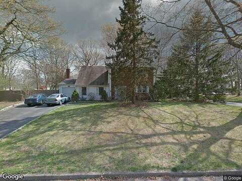 Hudson, CORAM, NY 11727