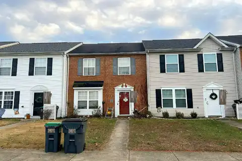 Leighann, FREDERICKSBURG, VA 22408