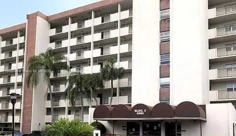44Th, LAUDERHILL, FL 33319