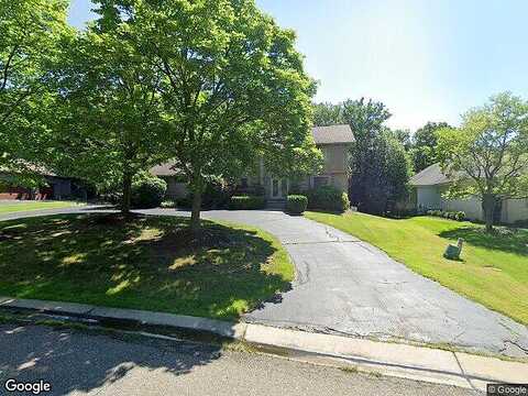 Pickwood, WEST BLOOMFIELD, MI 48322