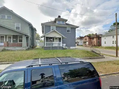 E Cecil Street, Springfield, OH 45503