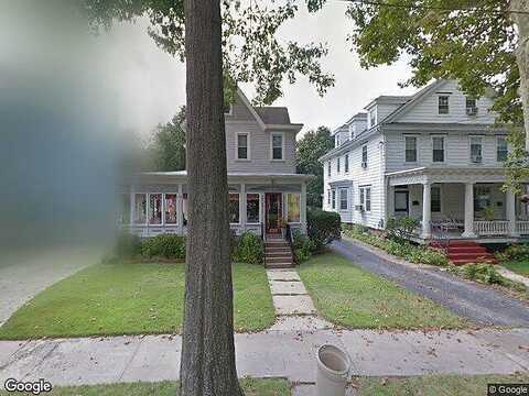 Main, RIVERTON, NJ 08077