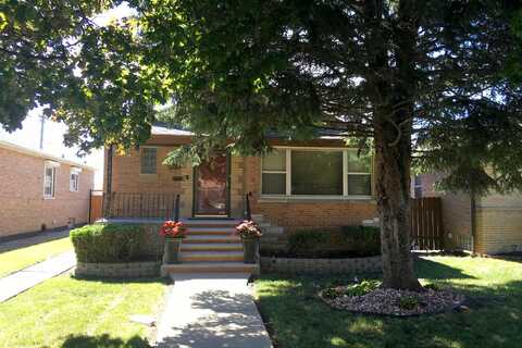 Sacramento, CHICAGO, IL 60652