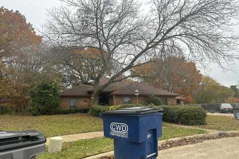 Mill Creek, LANCASTER, TX 75146