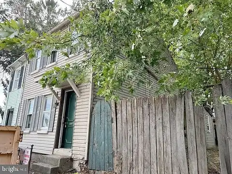 N Market St, Lancaster, PA 17603