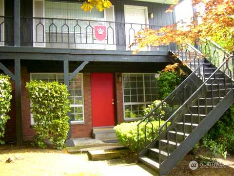 176Th, SEATAC, WA 98188