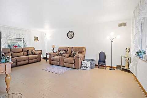 Highland, FINLEYVILLE, PA 15332
