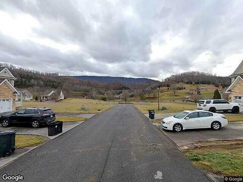Riley St, Lebanon, VA 24266