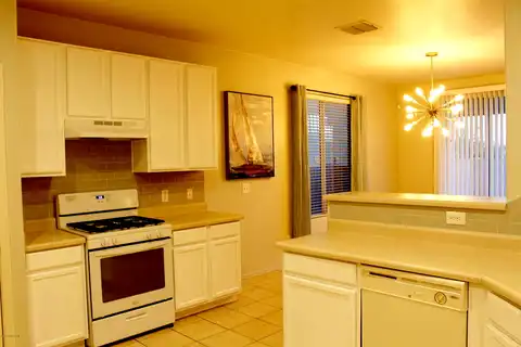 Beantree, TUCSON, AZ 85713