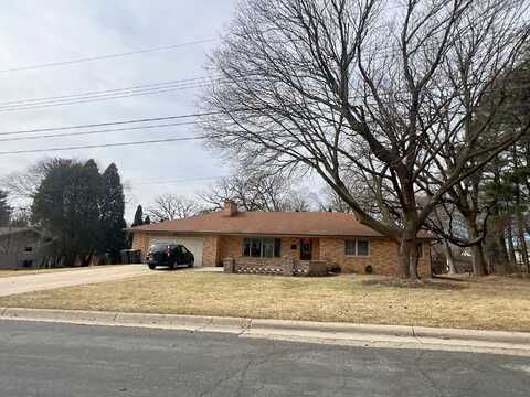 Woodland, SUN PRAIRIE, WI 53590