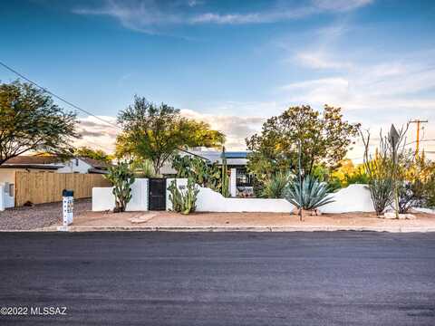 Winstel, TUCSON, AZ 85716