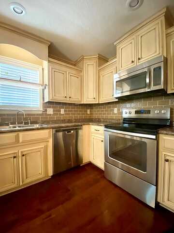 Nelson Hill, HAHIRA, GA 31632