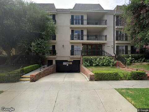 Dickens, SHERMAN OAKS, CA 91403