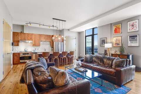 11Th, MINNEAPOLIS, MN 55403