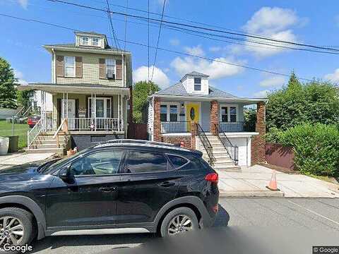 1St, COALDALE, PA 18218