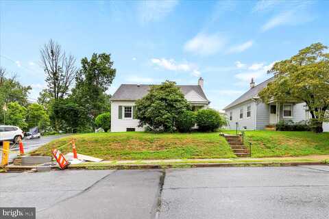 Locust, ELIZABETHTOWN, PA 17022