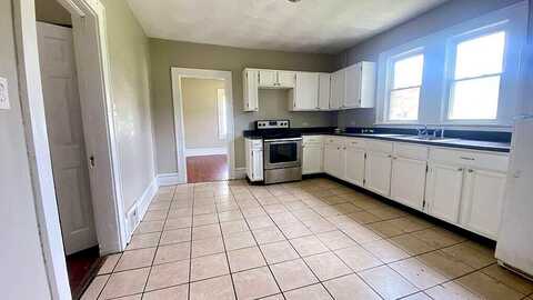 19Th, ROANOKE, VA 24016