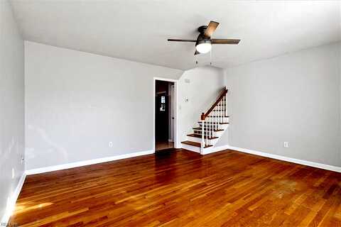 Kostel, HAMPTON, VA 23669