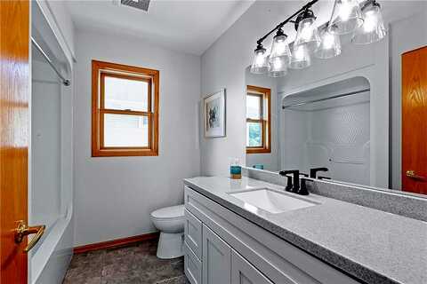 10Th, MINNEAPOLIS, MN 55404