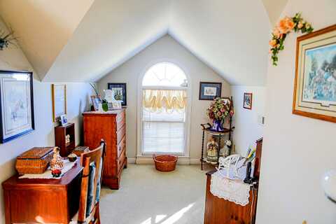 Marie, FISHERSVILLE, VA 22939