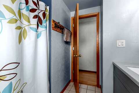 Alva, MENASHA, WI 54952