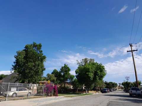 Thompson, HEMET, CA 92543