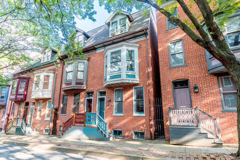 Locust, YORK, PA 17403