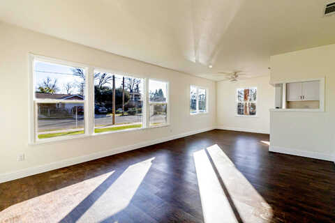 Putnam, PORTERVILLE, CA 93257