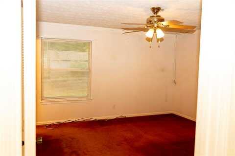 Oliver, LILBURN, GA 30047