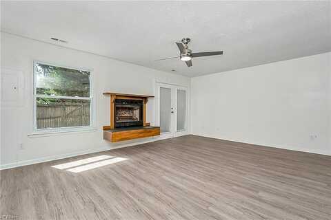 Renwood, VIRGINIA BEACH, VA 23462