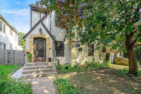 1St, MINNEAPOLIS, MN 55409