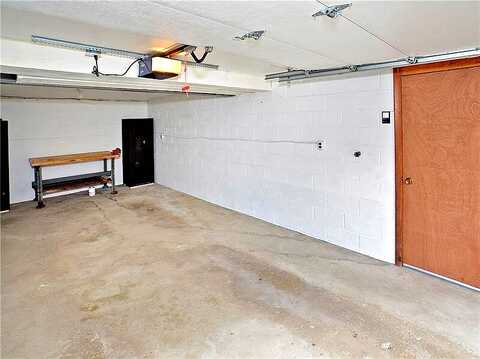 Courtney, VERONA, PA 15147