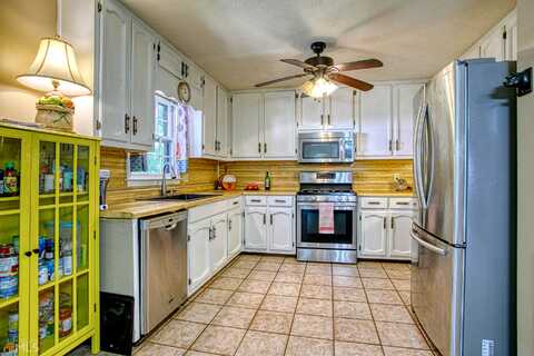 Jennifer, CARROLLTON, GA 30116