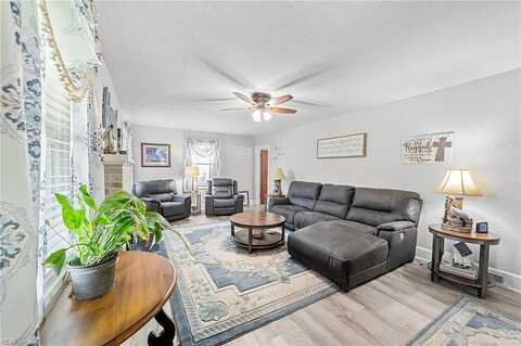 Whitehurst, CHESAPEAKE, VA 23322