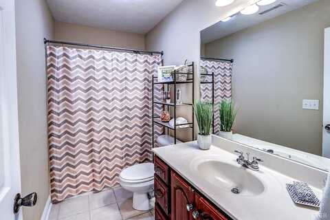 Majestic Oaks, FOREST, VA 24551