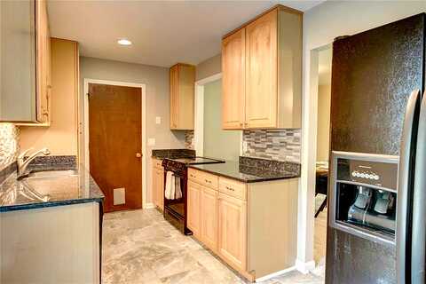 Sandalwood, LAWRENCEVILLE, GA 30043
