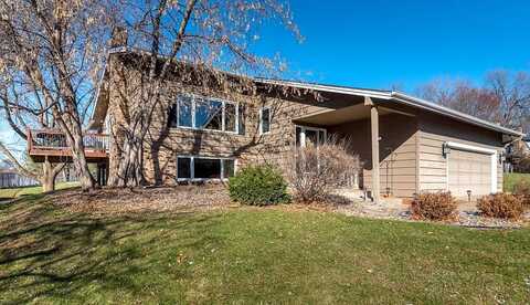 Golf View, EDEN PRAIRIE, MN 55346