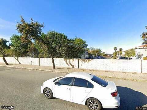 Gina, OXNARD, CA 93030