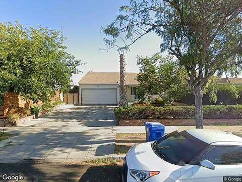 Kittridge, WINNETKA, CA 91306