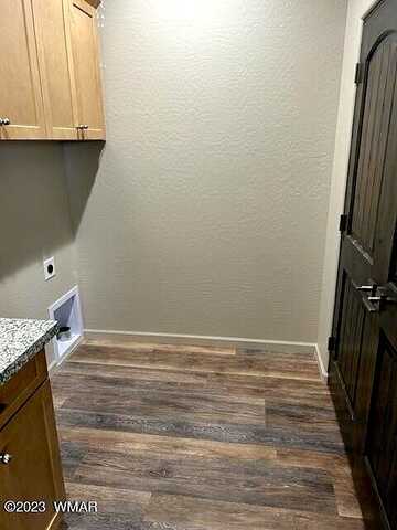 Eagles Creek, SHOW LOW, AZ 85901