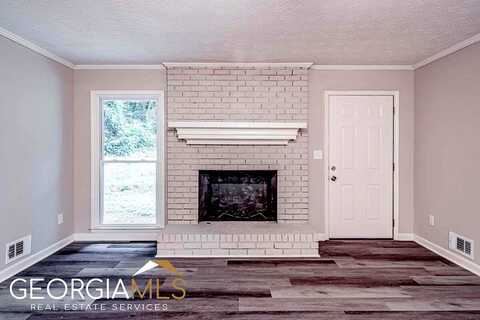 Saint Moritz, LILBURN, GA 30047