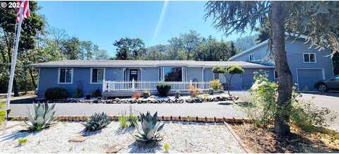 Jodee, MYRTLE CREEK, OR 97457