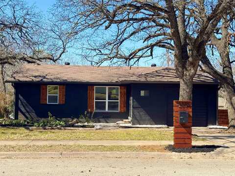 Mercedes, DENTON, TX 76205